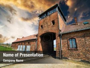 Auschwitz main entrance birkenau concentration