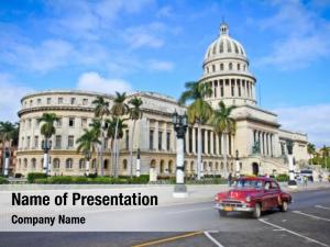 Front classic cars capitol havana