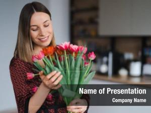 Flowers Aroma Free PowerPoint Template