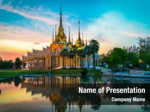 Temples in Bangkok PowerPoint Template