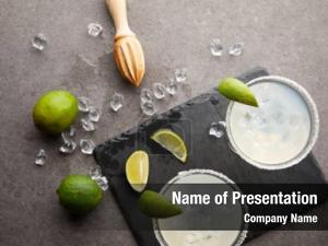 Cocktails with Ice