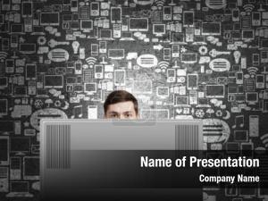  PowerPoint Template