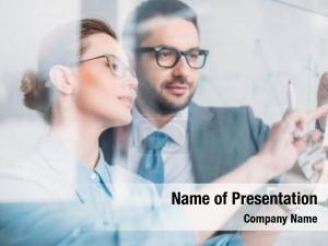  PowerPoint Template