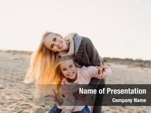  PowerPoint Template