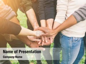  PowerPoint Template