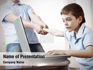  PowerPoint Template