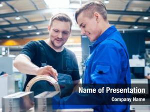 Apprentice mechanical engineering  