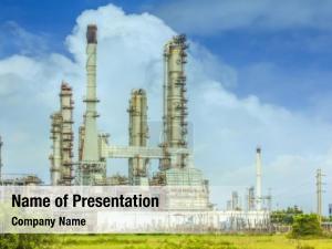 Pollution: greenhouse gas oil refinery
