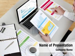  PowerPoint Template